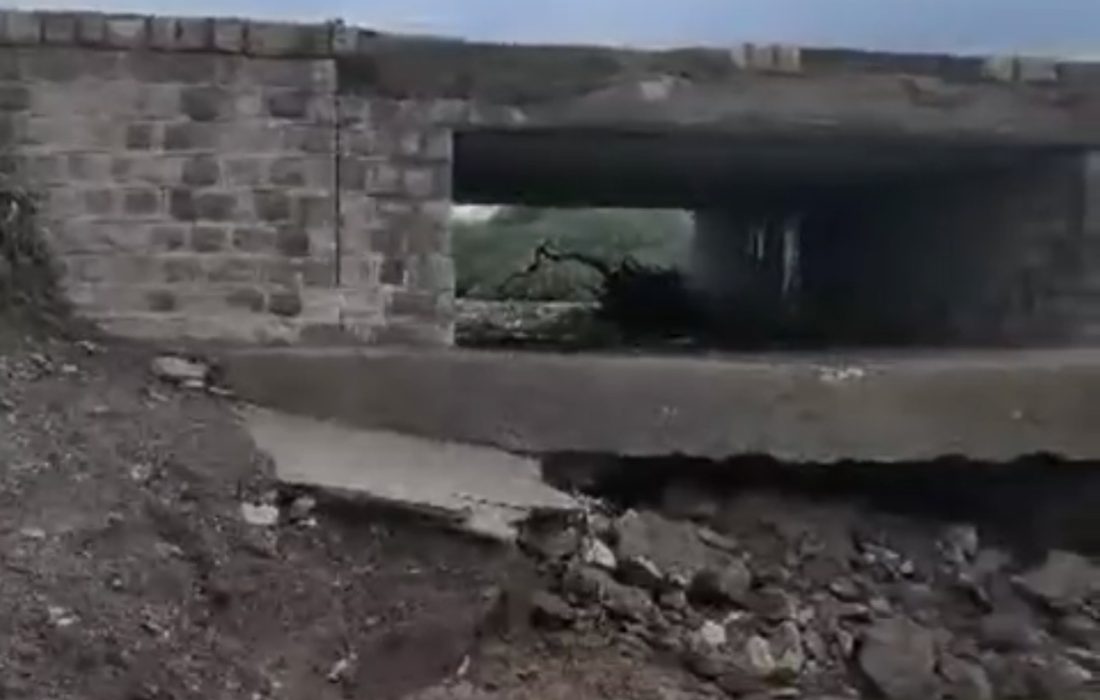 آسیبدیدگی پل پنج بستانه پس از بارندگی شدید