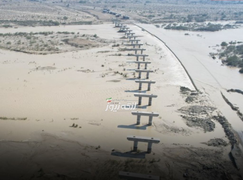 بارندگی شدید محور بندرلنگه، بندرعباس را از مسیر کنخ مسدود کرد