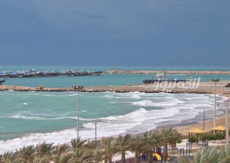 تداوم تلاطم دریای بندرلنگه تا ظهر فردا