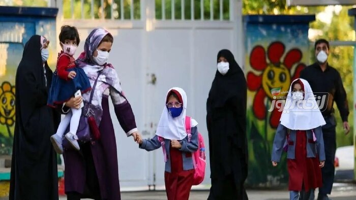 دریافت غیرقانونی وجه هنگام ثبت‌نام در برخی مدارس دولتی بندرلنگه/ والدین خواستار شفاف‌سازی آموزش‌وپرورش بندرلنگه شدند