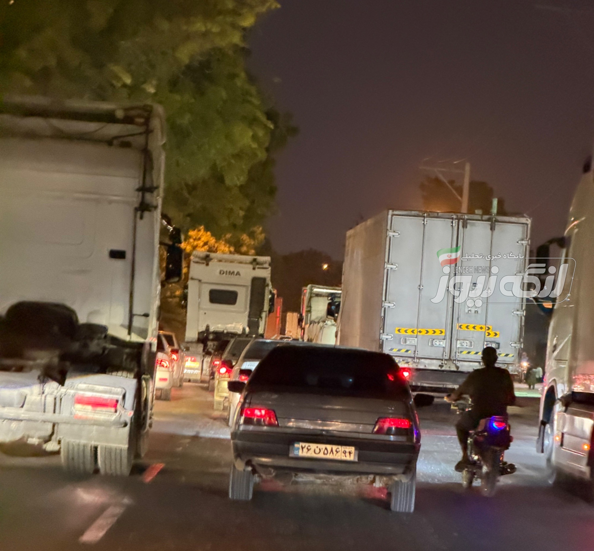 بسته شدن مسیر ورودی محله سماچ و بحرینی به‌دلیل ترافیک کامیون‌ها