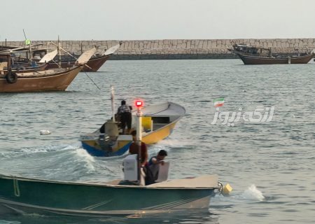 ۶ هزار و ۵۰۰ قایق صیادی در بندرلنگه با مشکل تأمین سوخت روبه‌رو هستند