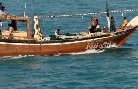 دمای ۴۱ درجه و دریای آرام در بندرلنگه