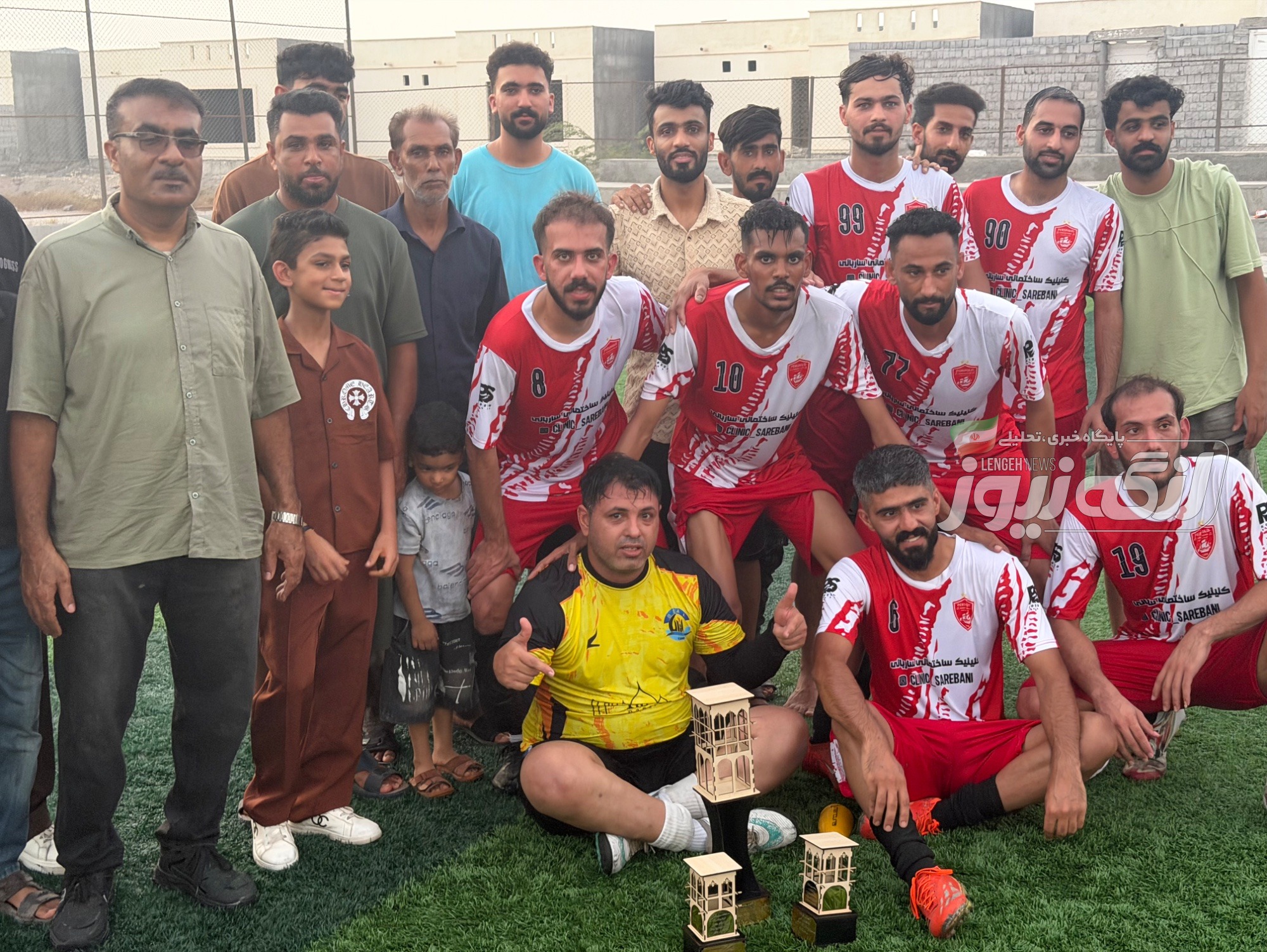پرسپولیس بندرکنگ قهرمان مسابقات مینی‌فوتبال روستای کوهین شد