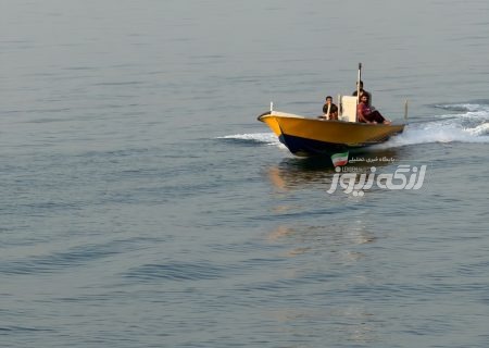 دمای ۳۳ درجه و آرام شدن دریا از بعدازظهر در بندرلنگه