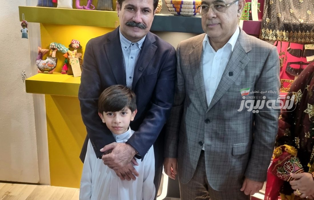 اجرای هنرمندان بندرلنگه در حضور معاون رئیسجمهور و استاندار هرمزگان