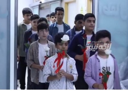 اجرای سرود «وارثان زینب (س)» به مناسبت روز پرستار در بندرلنگه