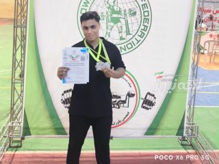 درخشش محمدنبی خشکاب، ورزشکار بندرلنگه‌ای در مسابقات پاورلیفتینگ استان کرمان